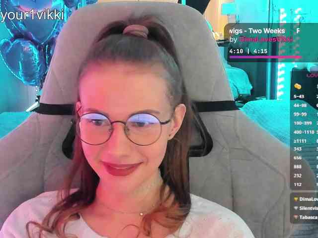 VikkiExtraCheese webcam