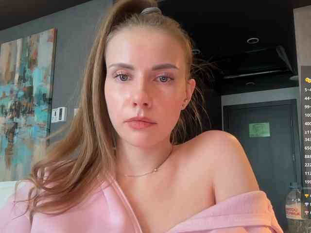 VikkiExtraCheese webcam