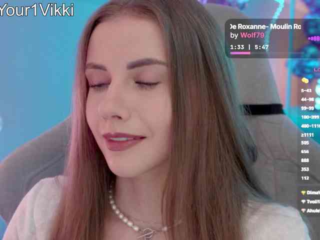 VikkiExtraCheese webcam