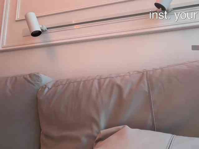 VikkiExtraCheese webcam