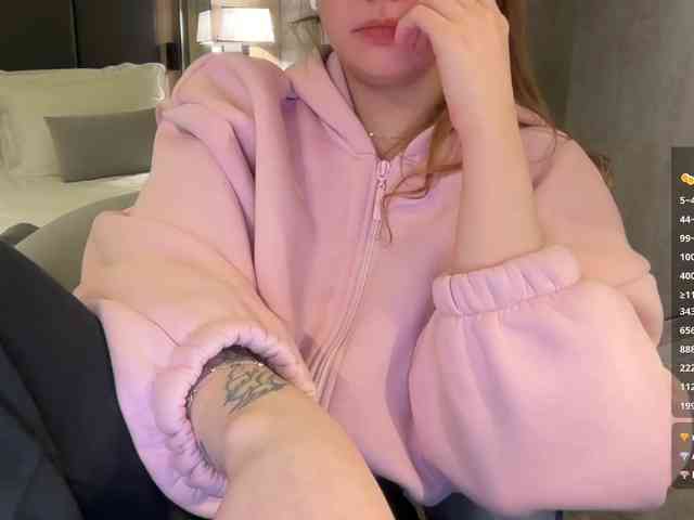 VikkiExtraCheese webcam