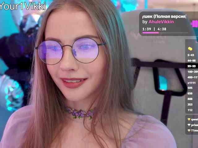 VikkiExtraCheese