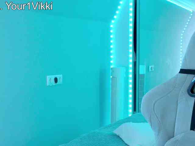 VikkiExtraCheese