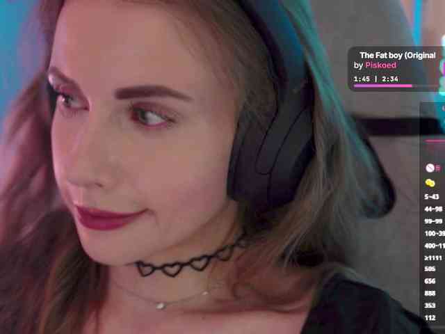 VikkiExtraCheese