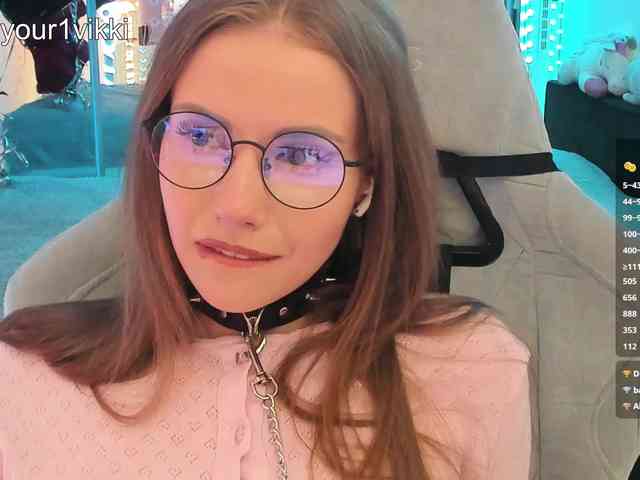 Model: VikkiExtraCheese