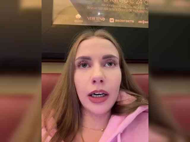 VikkiExtraCheese