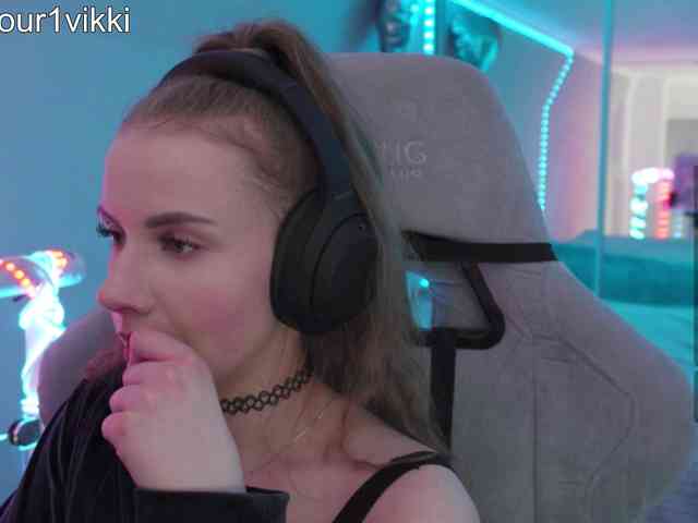 VikkiExtraCheese