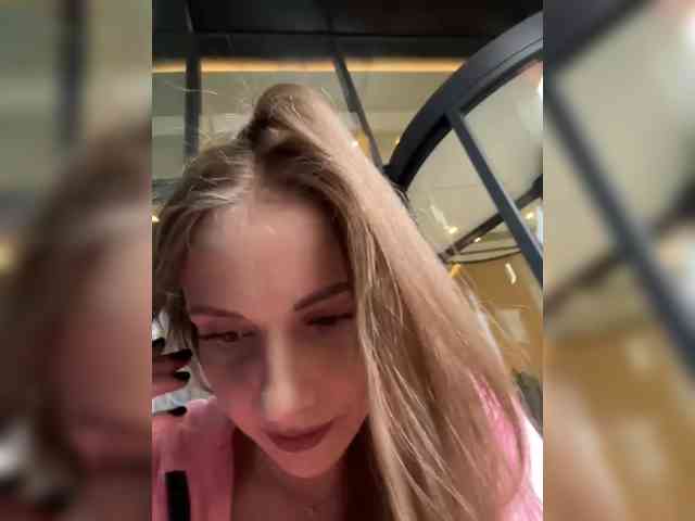 VikkiExtraCheese