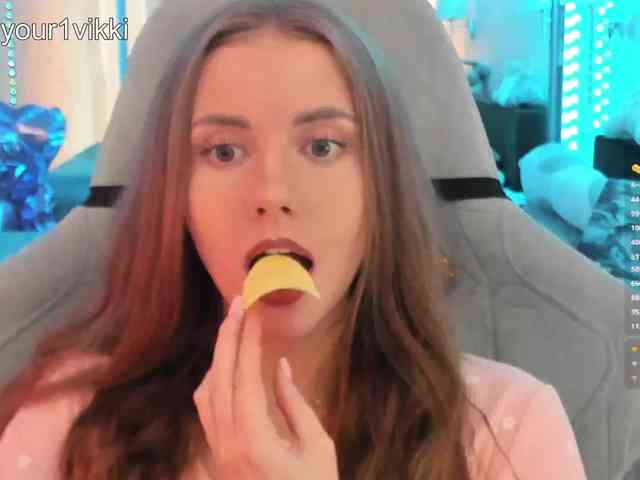 -VikkiL0vesCheese- -VikkiL0vesCheese-