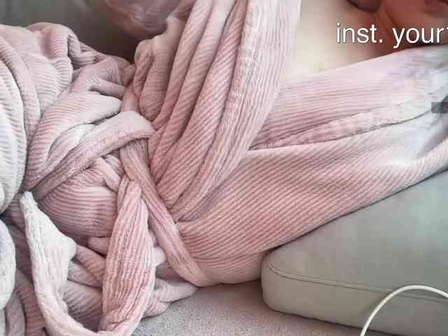 VikkiExtraCheese webcam