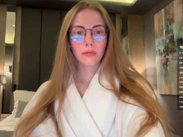 VikkiExtraCheese webcam