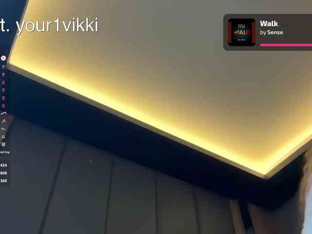 VikkiExtraCheese
