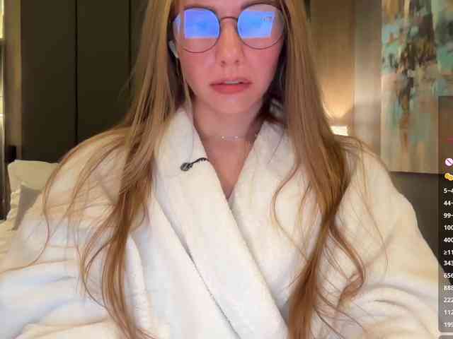 VikkiExtraCheese webcam