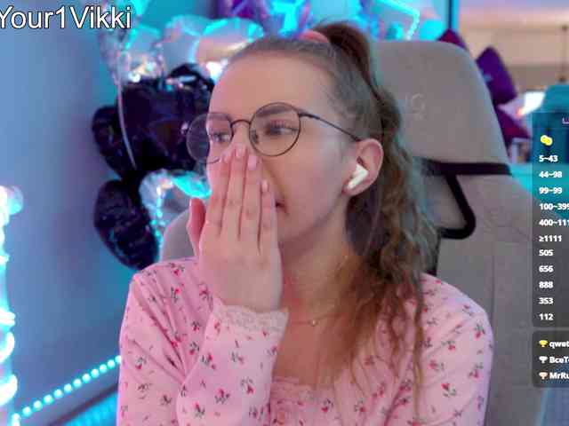 VikkiExtraCheese webcam