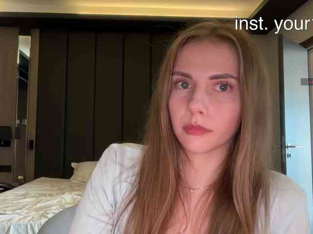 VikkiExtraCheese webcam