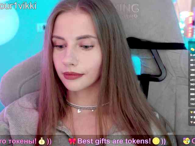 VikkiExtraCheese webcam