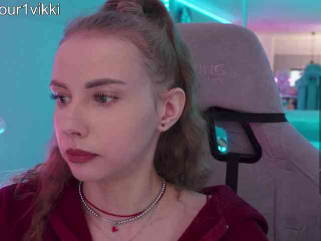 VikkiExtraCheese webcam