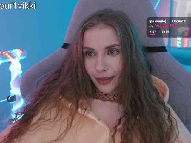 VikkiExtraCheese
