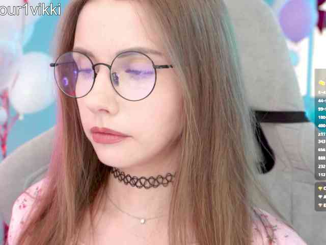 VikkiExtraCheese webcam