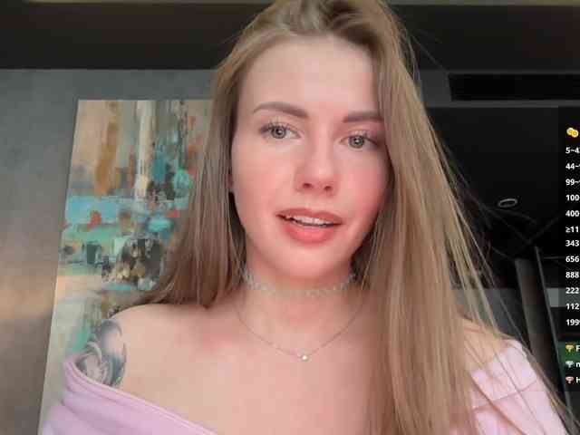 VikkiExtraCheese webcam