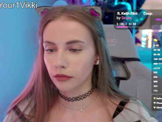 VikkiExtraCheese webcam