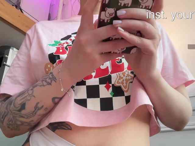 VikkiExtraCheese webcam