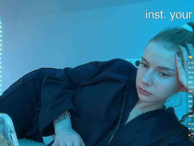 VikkiExtraCheese webcam