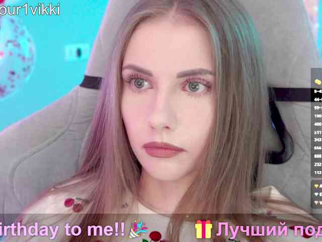 -VikkiL0vesCheese-