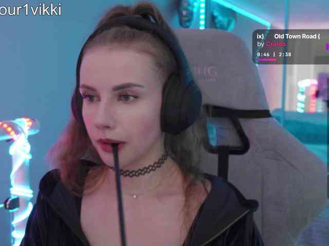 VikkiExtraCheese