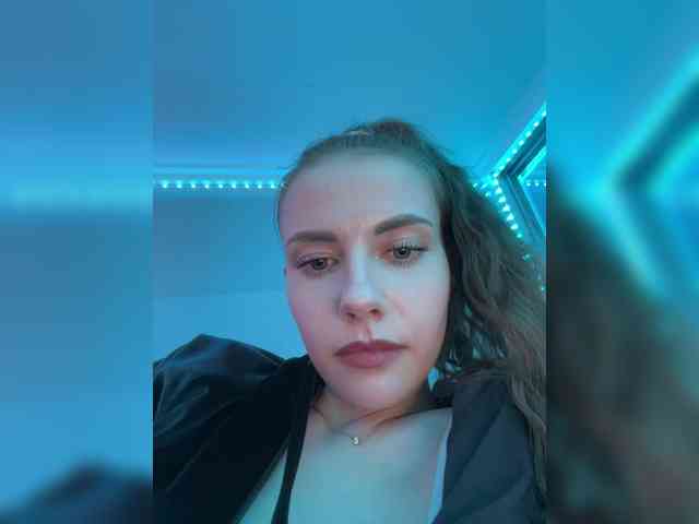 VikkiExtraCheese webcam