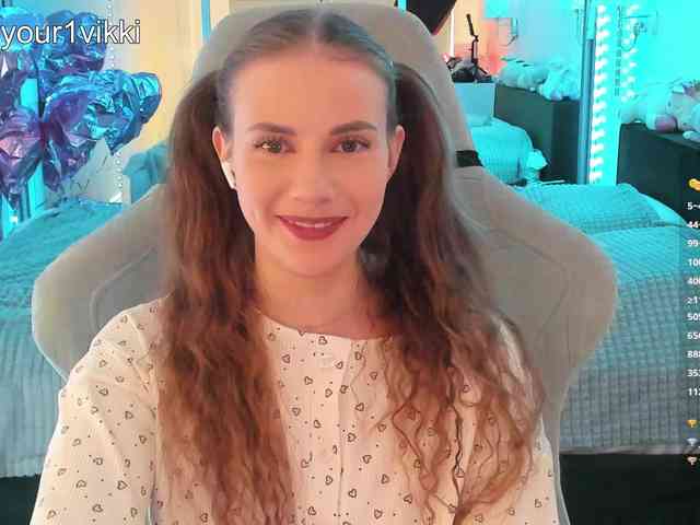 VikkiExtraCheese webcam