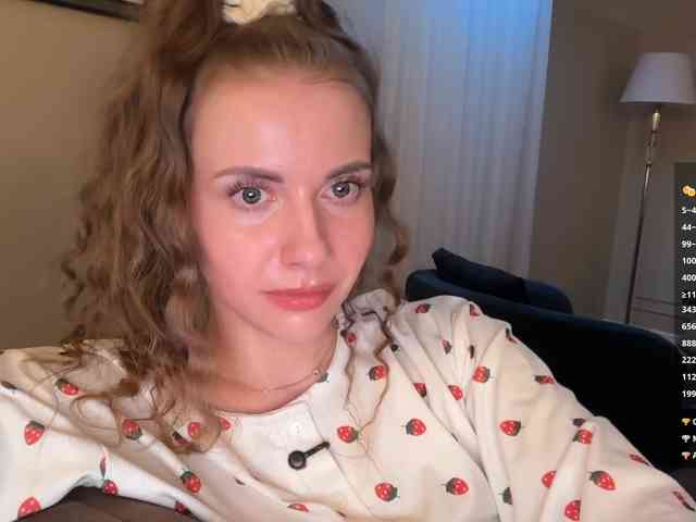 porno webcam -VikkiL0vesCheese-