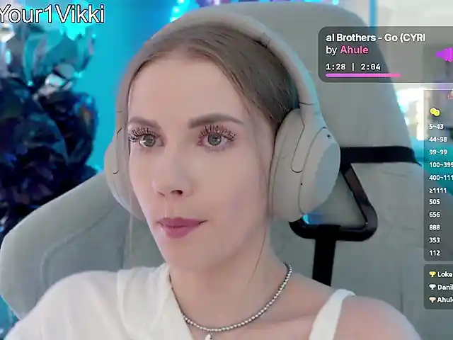 -VikkiL0vesCheese-