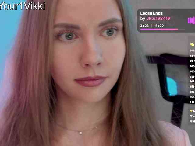 Model: VikkiExtraCheese
