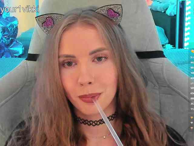 VikkiExtraCheese webcam