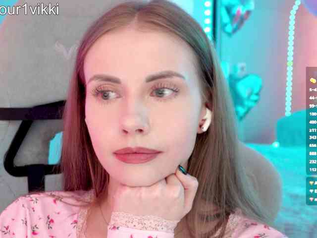 VikkiExtraCheese webcam