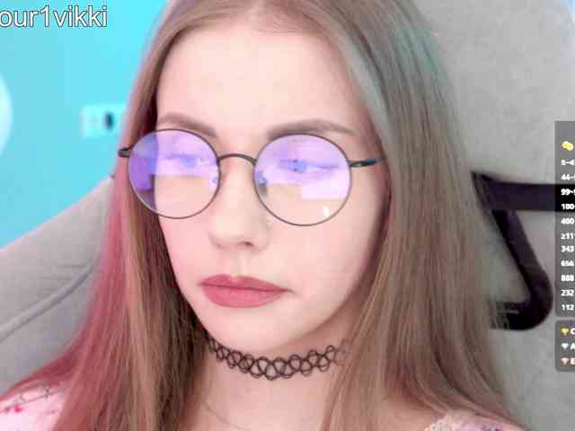 VikkiExtraCheese webcam