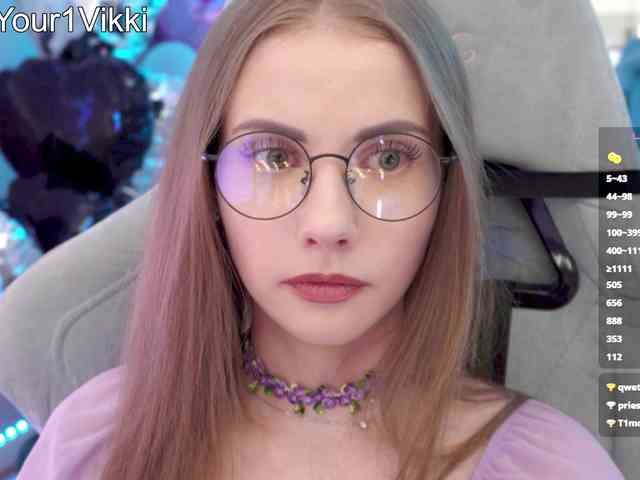 VikkiExtraCheese webcam
