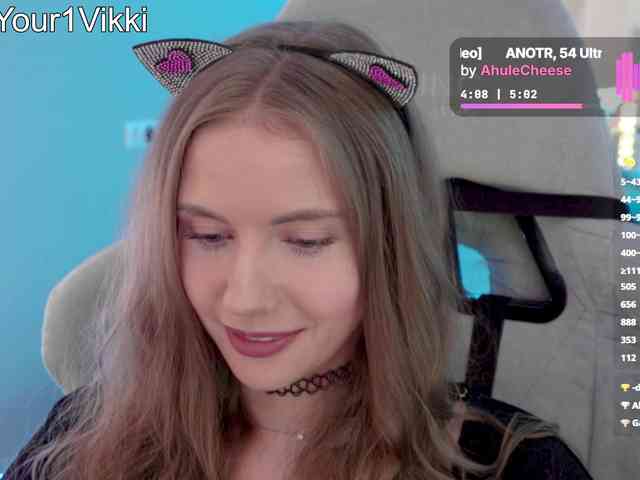 -VikkiL0vesCheese-