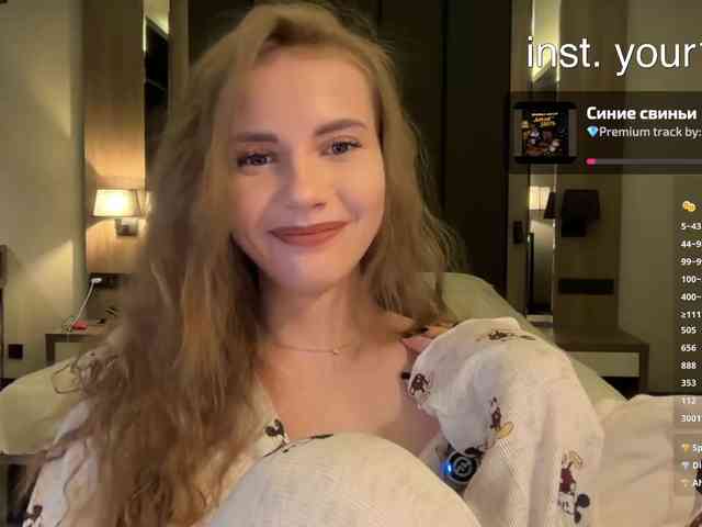 -VikkiL0vesCheese- Sex Cam Show