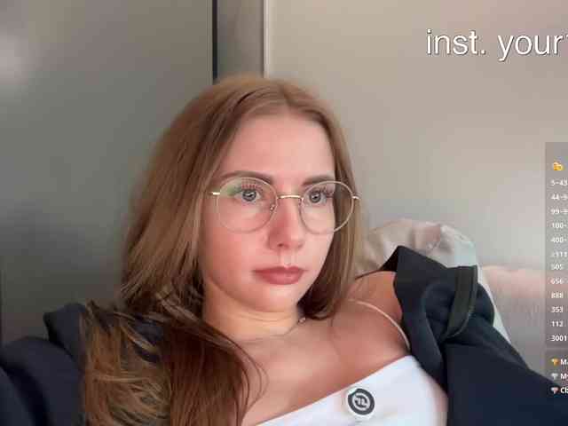-VikkiL0vesChees... Live Webcam on BongaCams