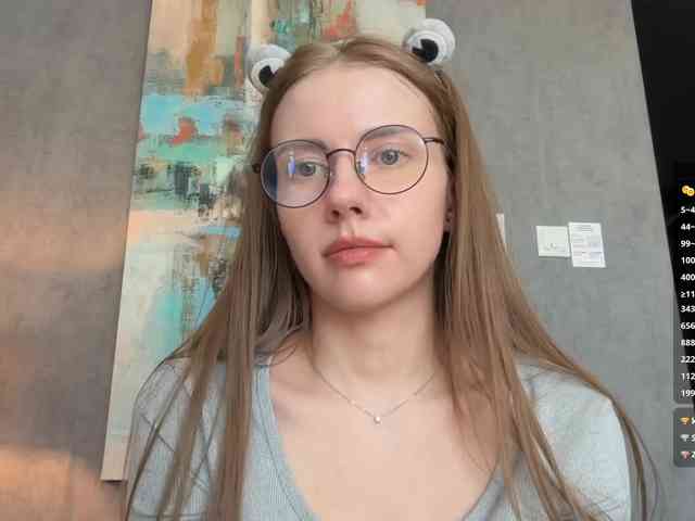 VikkiExtraCheese webcam