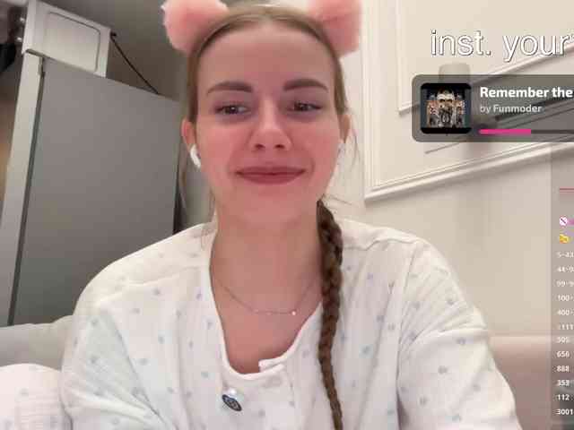 VikkiExtraCheese webcam