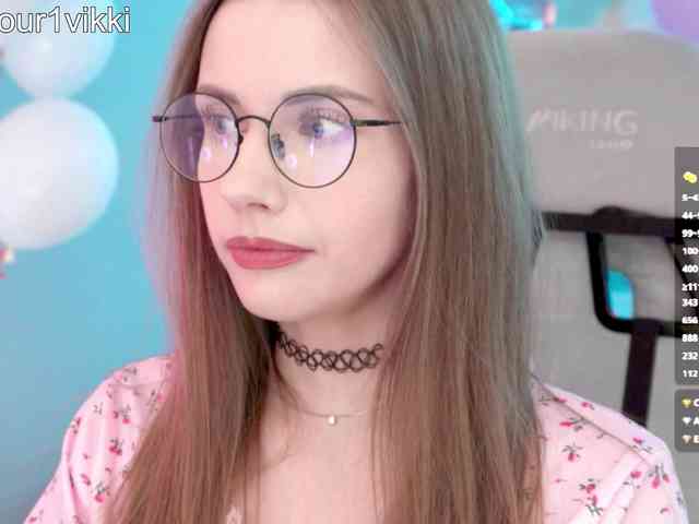VikkiExtraCheese webcam