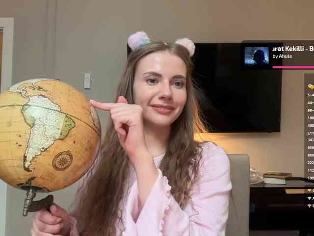 VikkiExtraCheese webcam