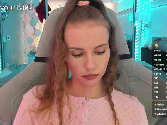 VikkiExtraCheese webcam