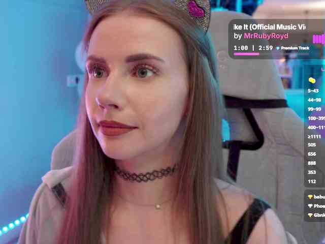 VikkiExtraCheese