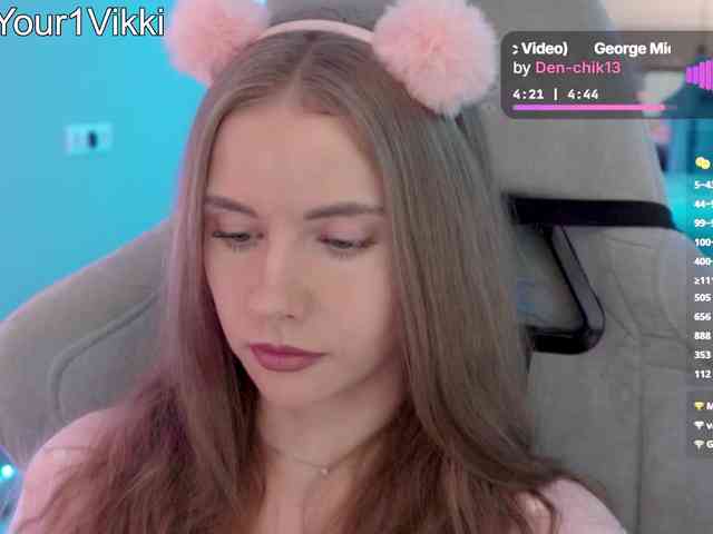 VikkiExtraCheese webcam