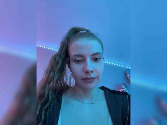 VikkiExtraCheese webcam