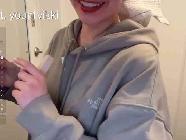 VikkiExtraCheese